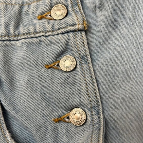 Levi's Vintage-Style Denim Overalls Light Wash in Stone Shadow L/XL - Picture 6 of 9